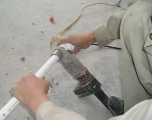 嵩明漏水维修电话